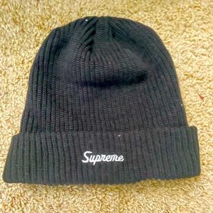 Never worn Supreme beanie